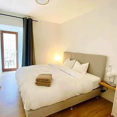 Hotel Apartment With 2-En Suite Bedrooms-2
